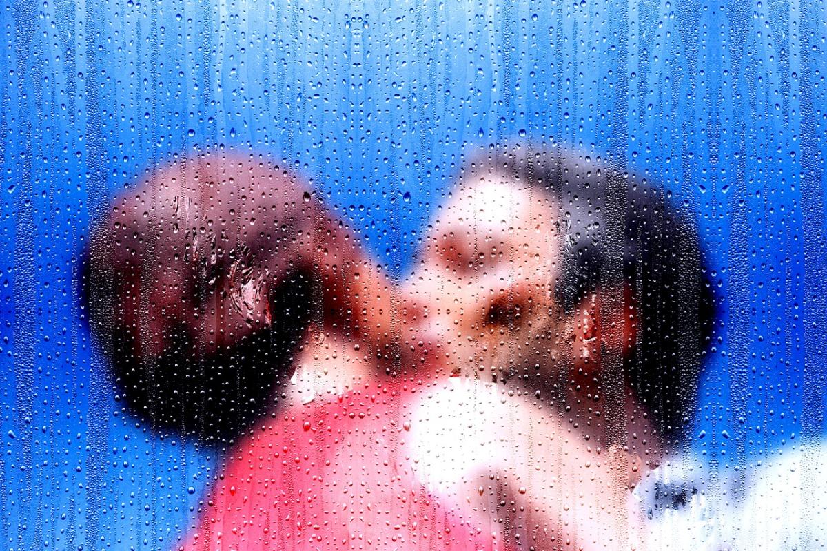 星座別にみる情熱表現と恋愛アプローチの変化