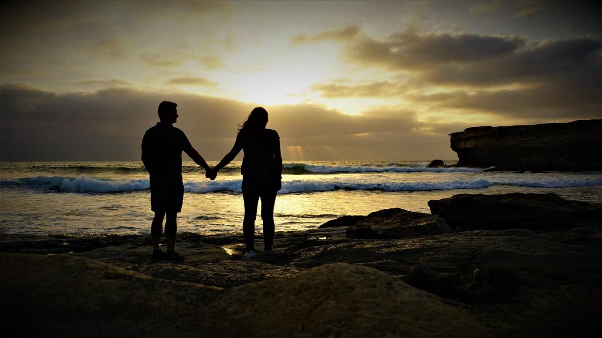 沈黙占いで読み解く彼の隠された感情