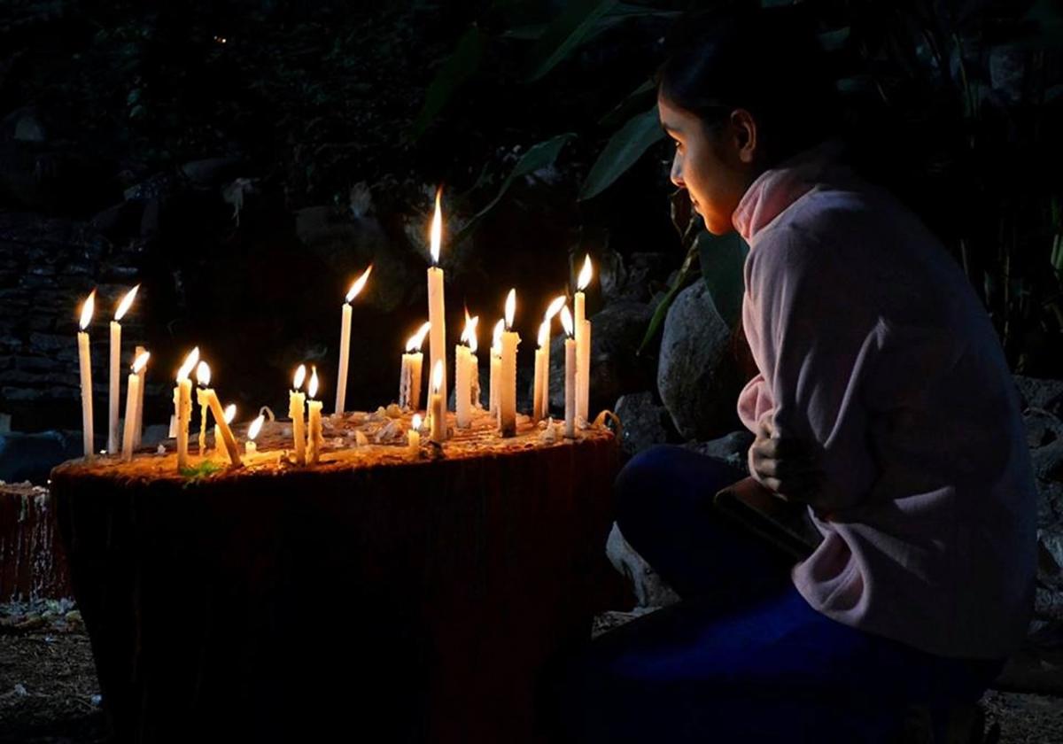 丘のふくらみが暗示する、巡り来る愛の可能性