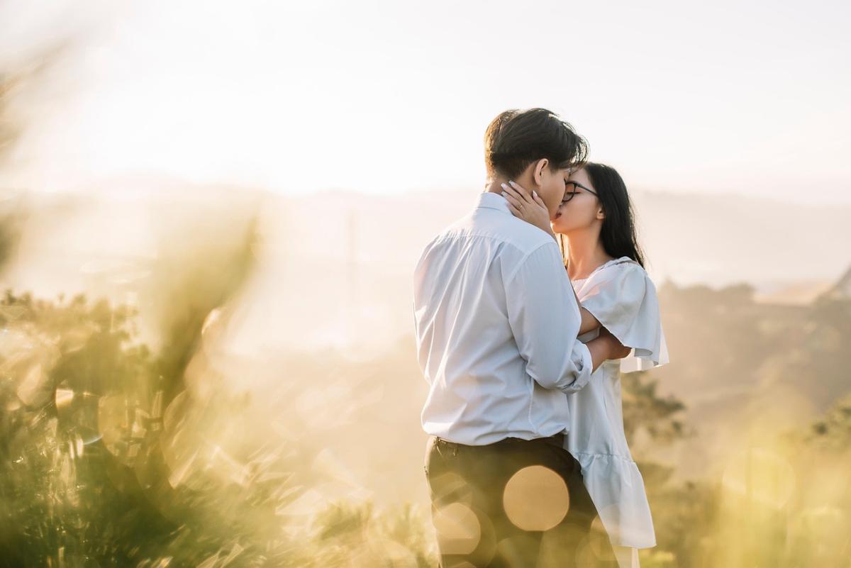 繰り返す夢から読み解く未練と向き合い方
